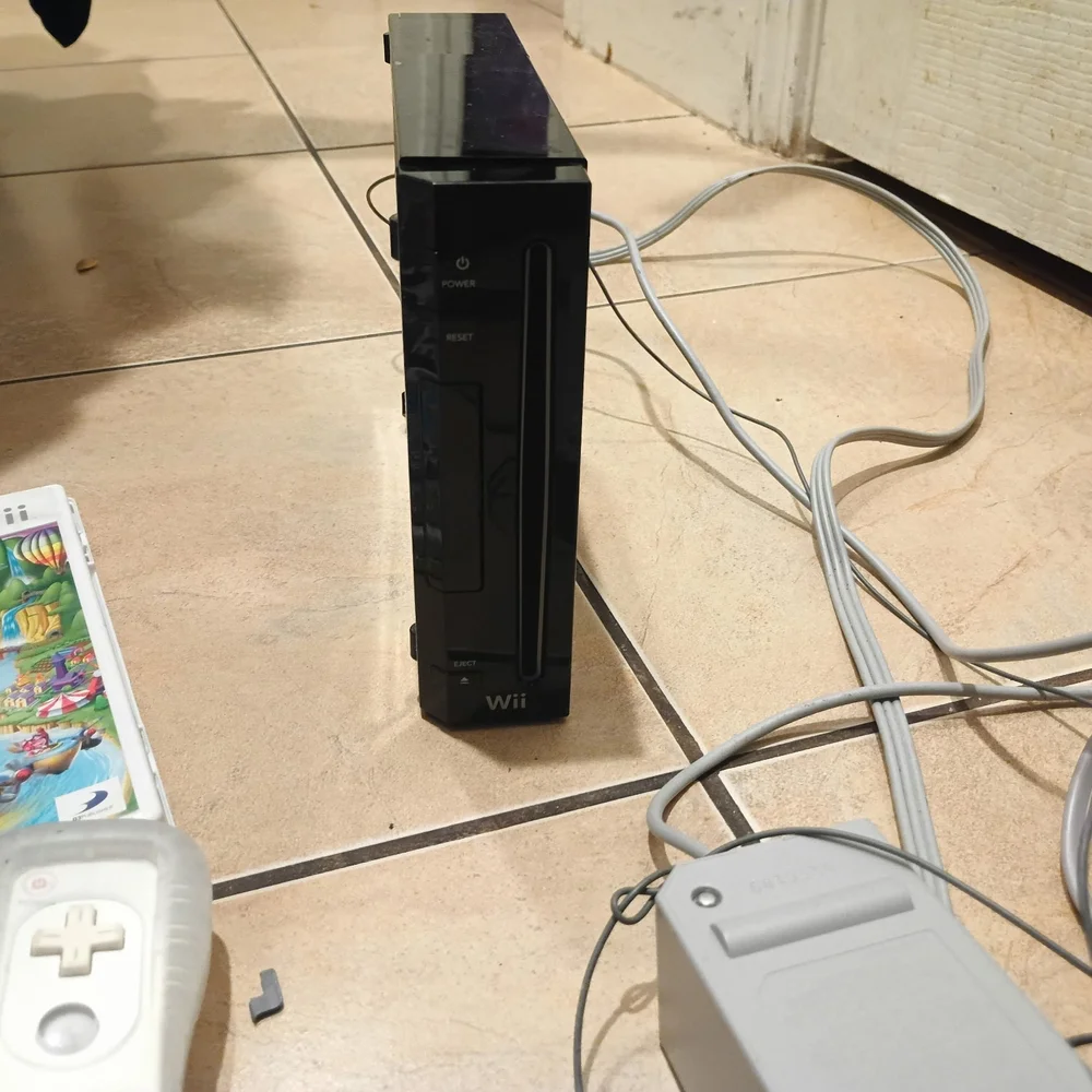 360 Kinect 4GB Console - Black